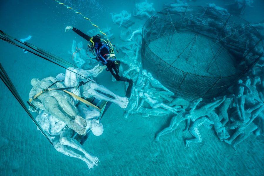 موزه ی در زیر دریا که برای بازدید از آن باید غواصی کنید